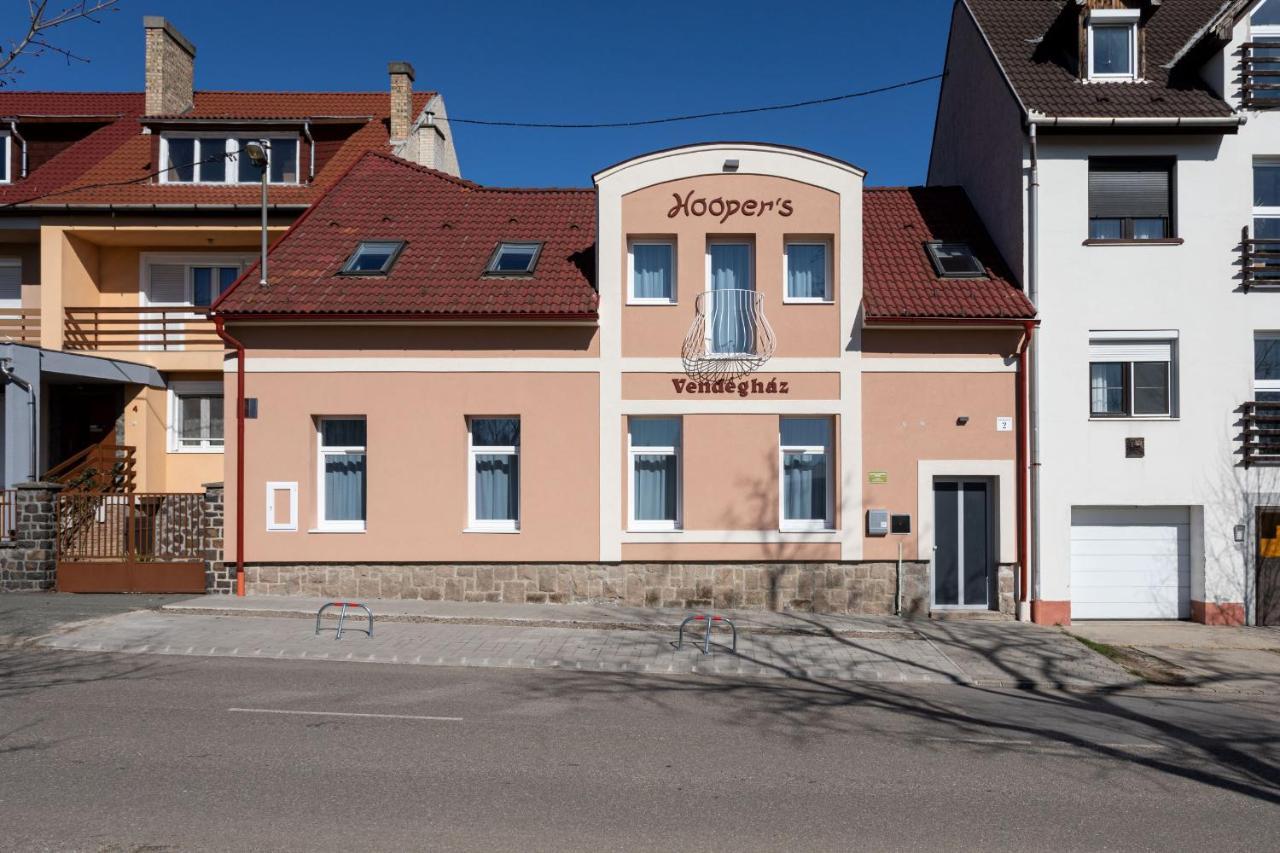 Hooper'S Vendeghaz Hotel Eger Exterior photo